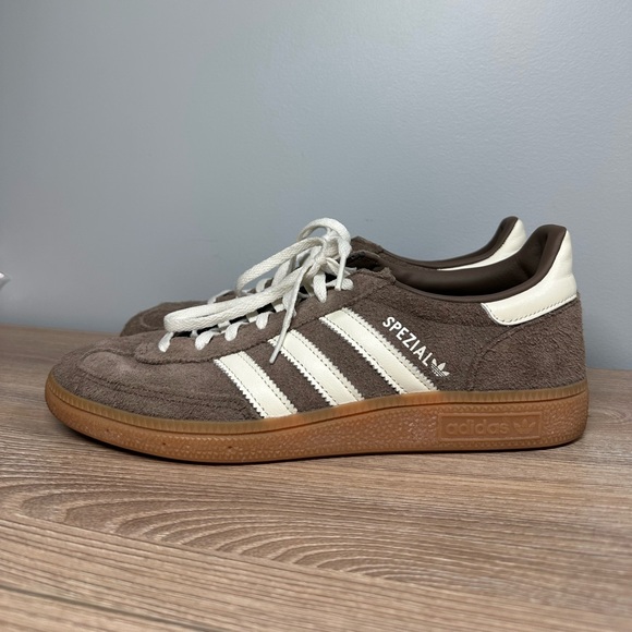 Adidas Handball Spezial Sneakers Earth Strata Off White Gum 9.5 - Picture 2 of 11